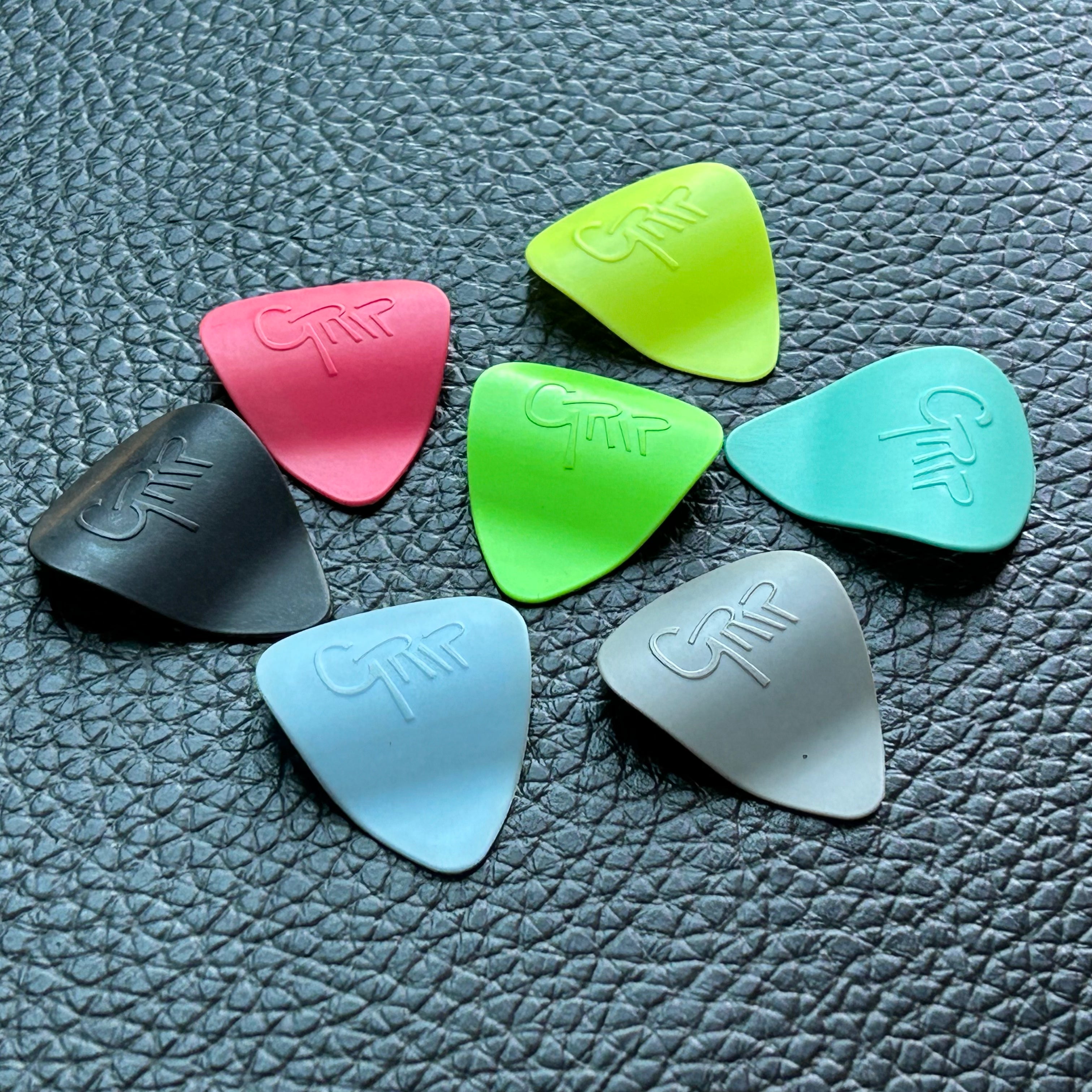 Grip Guitar Picks Doubter's Pack - 7 Assorted | Non-Slip Contoured Guitar Picks Variety
